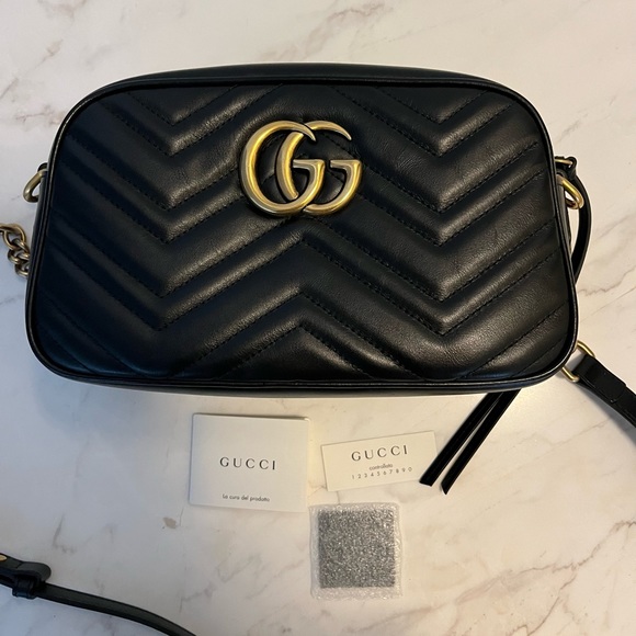 SOLD - Gucci GG Marmont Small Matelassé Shoulder bag - Picture 7 of 14